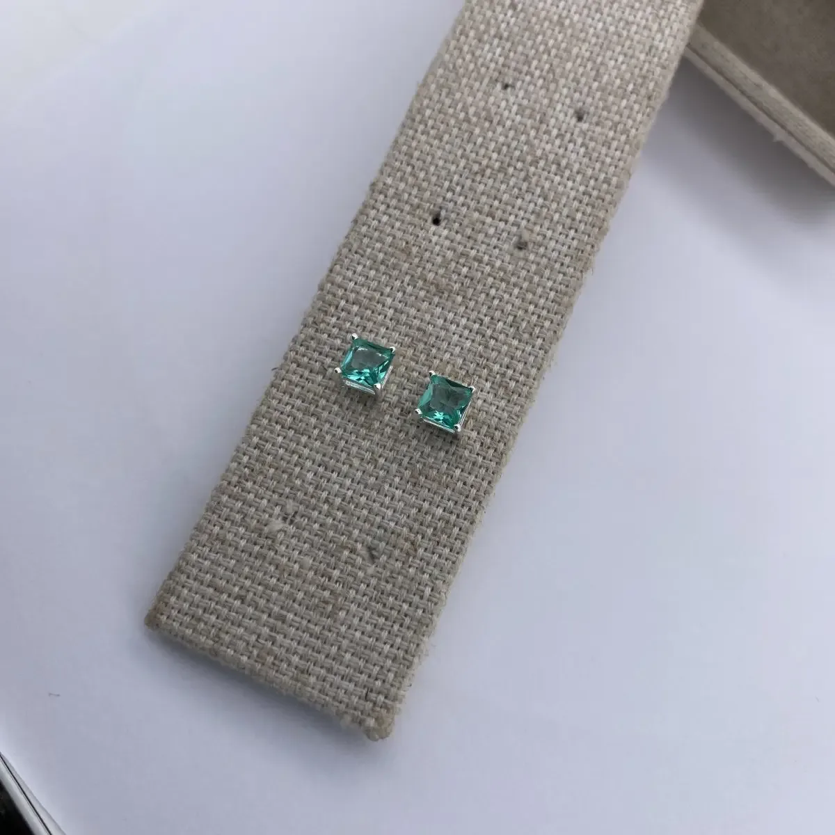 Brinco Separador Quadrado