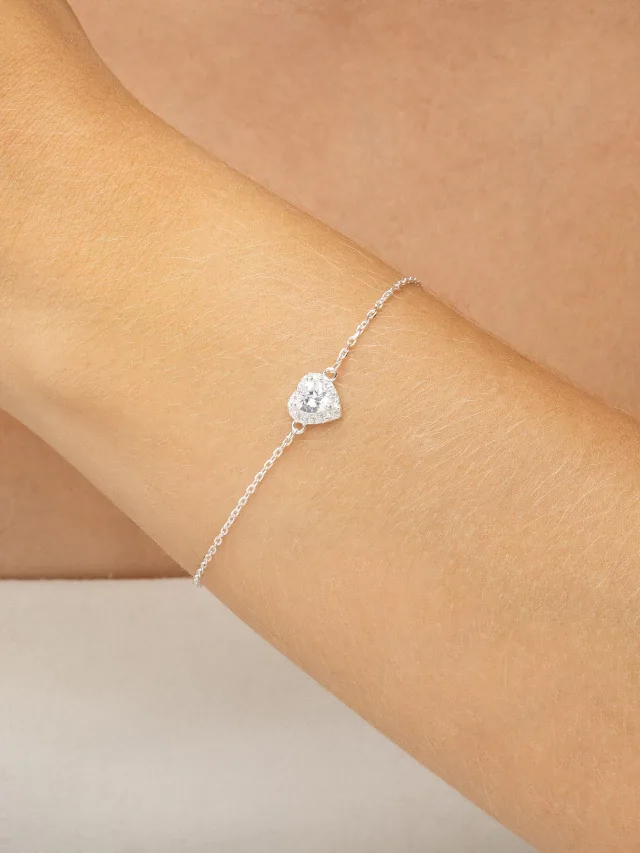 Pulseira de Prata 925 Coração Central de Zircônia Branca Cravejado em Volta