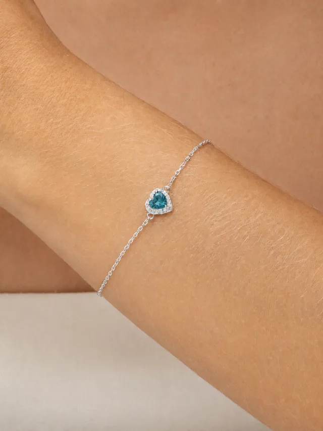 Pulseira de Prata 925 Coração Central de Zircônia Azul Cravejado em Volta