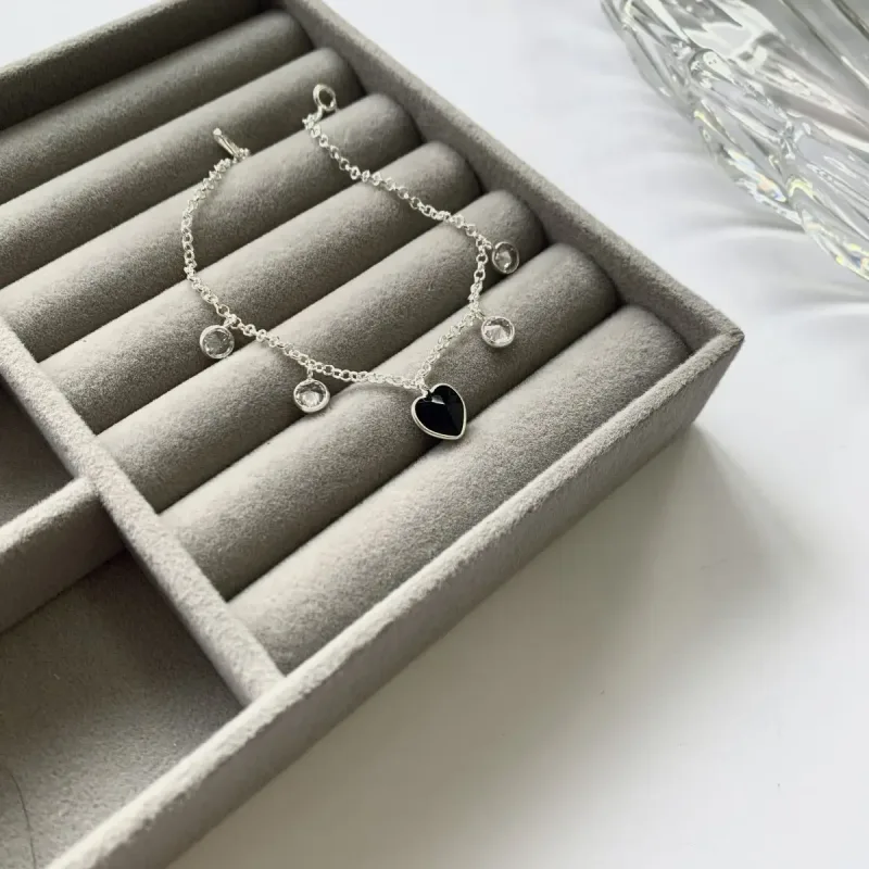 Pulseira 4 Zircônias Redondas e Coração 8mm No Meio
