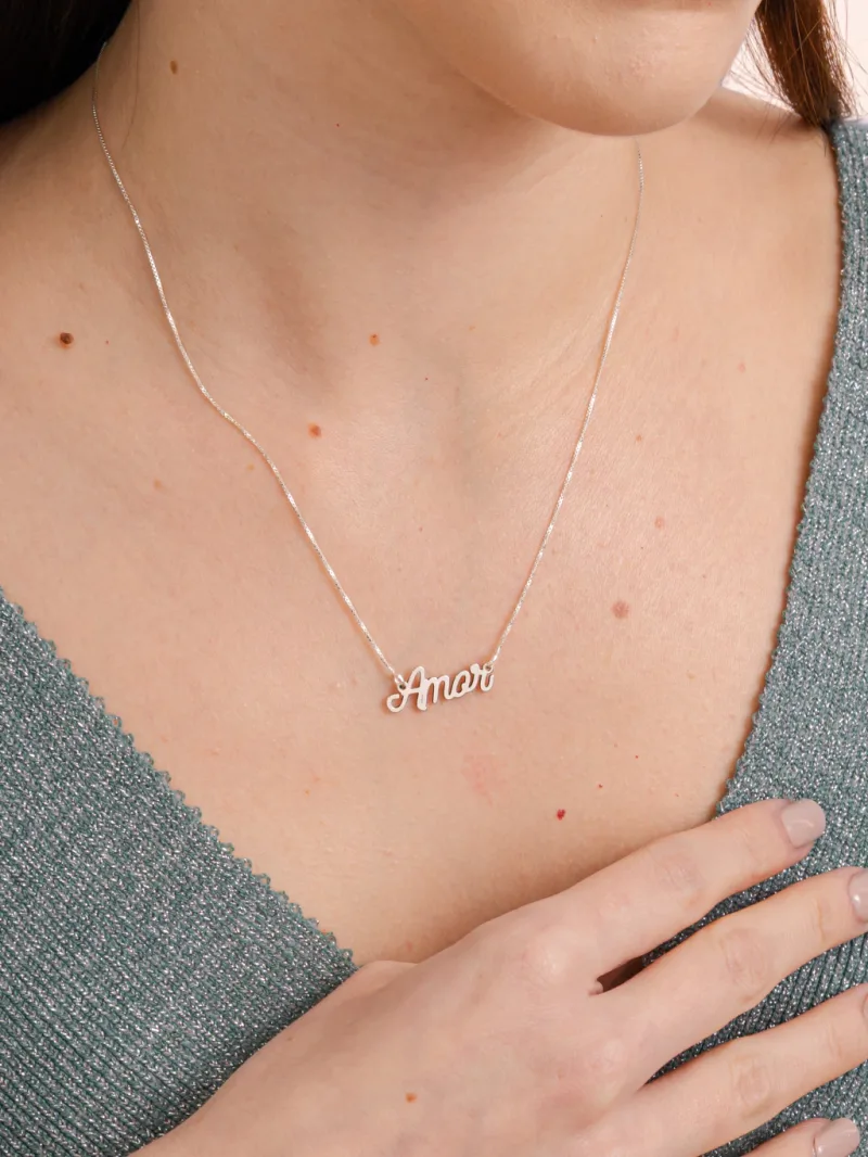 Colar de Prata 925 com Escrita “ Amor”