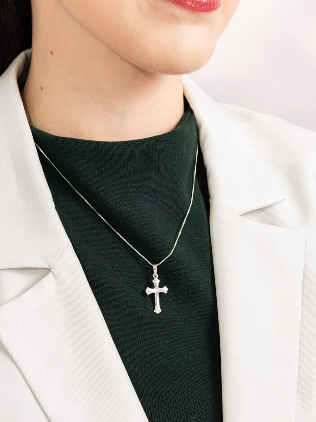 Colar de Prata 925 Crucifixo Detalhado