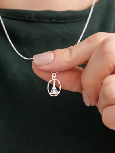 Colar de Prata 925 Nossa Senhora Oval Com Zircônias Azuis — foto 2