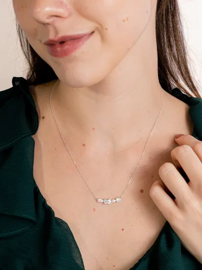 Colar de Prata 925 com Zircônias Brancas Centrais — foto 1