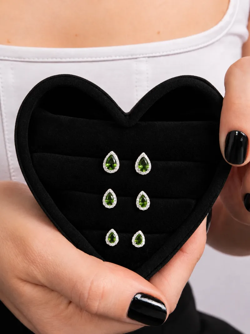 Trio de Brincos de Prata 925 Gota Verde Oliva com Zircônias Brancas em Volta