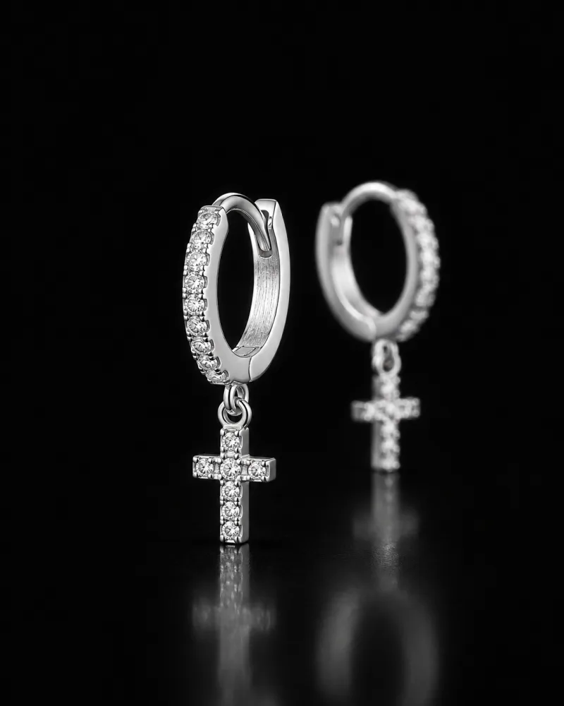 Argola Com Cruz Cravejada em Prata 925
